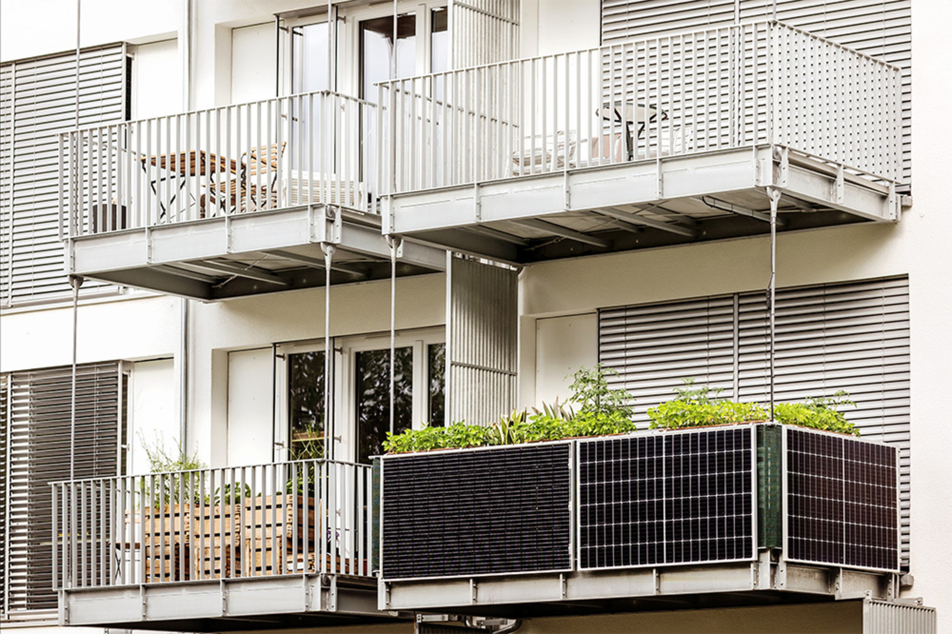 Balkon­kraftwerk bei Zenrise GmbH in Pfungstadt